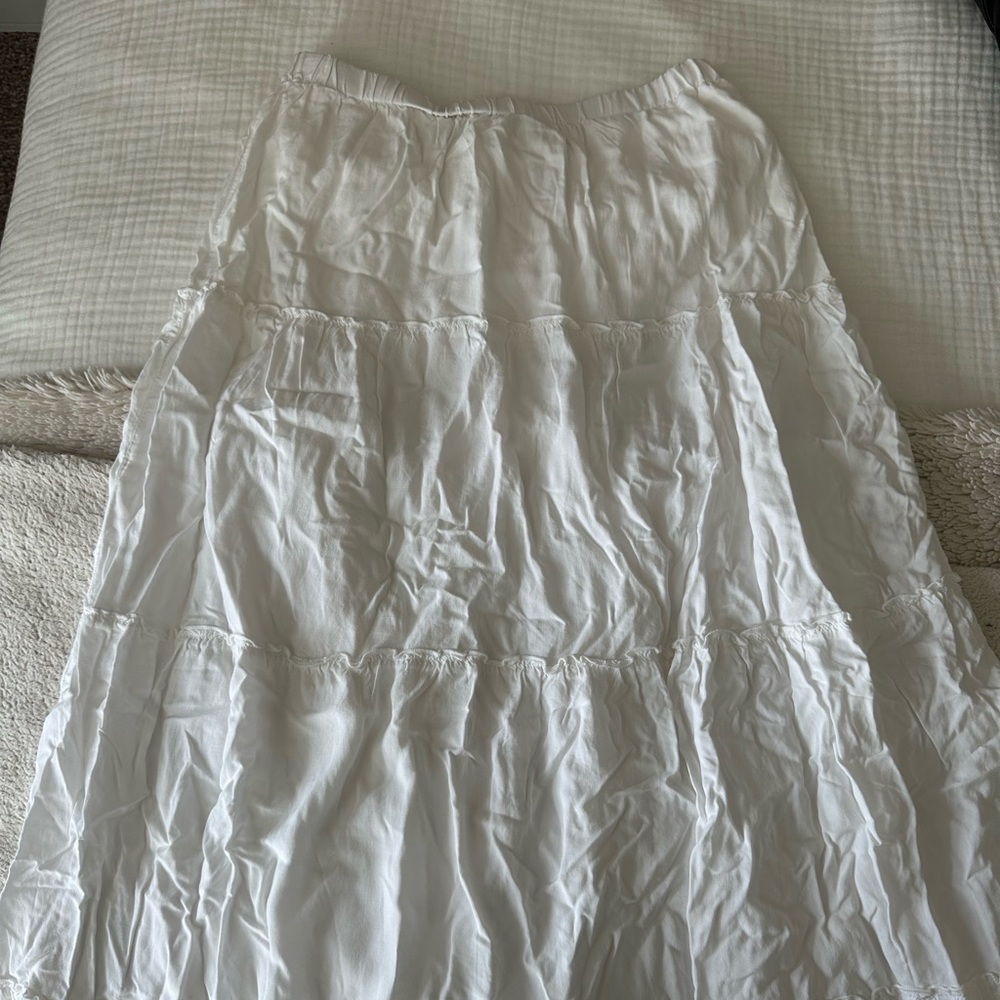 Brandy Melville white maxi skirt